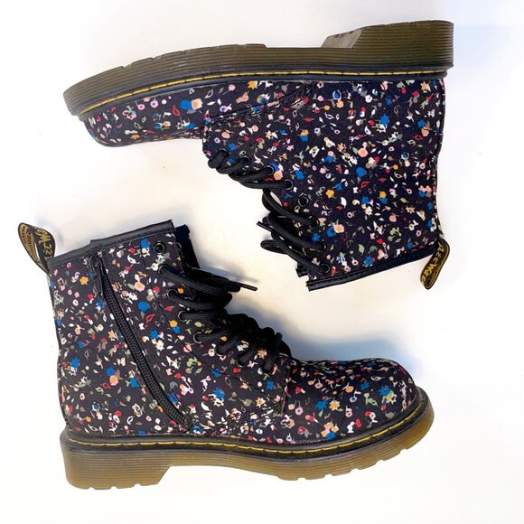 Dr. Martens Other - Dr. Martens Girls Delaney Courtney Floral Junior Boots, Size 3